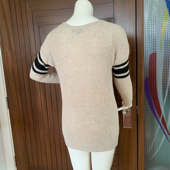 AMERICAN EAGLE Oversized Summer Pullover Sweater, XS - Picture 2 of 9